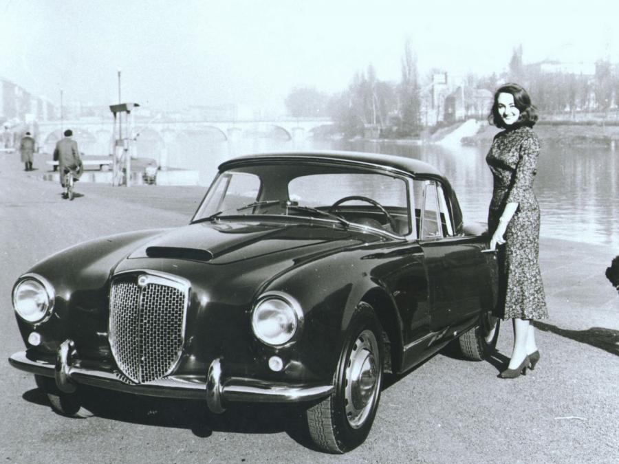  Lancia Aurelia GT Convertible 1956 года  (US) (фото 1 из 9)